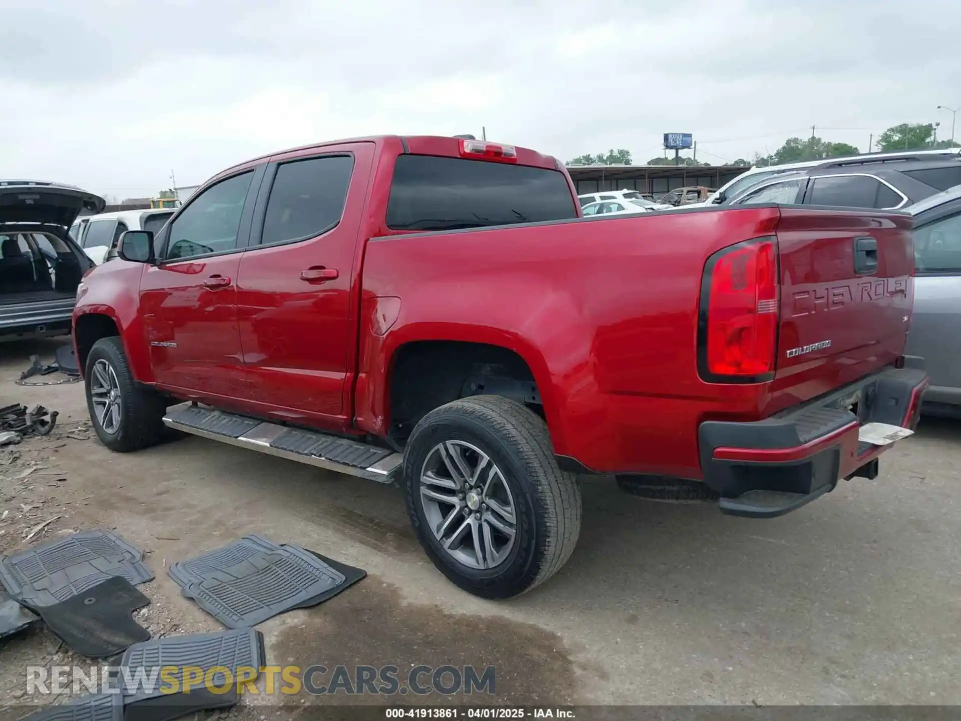 3 Photograph of a damaged car 1GCGSBENXM1212204 CHEVROLET COLORADO 2021