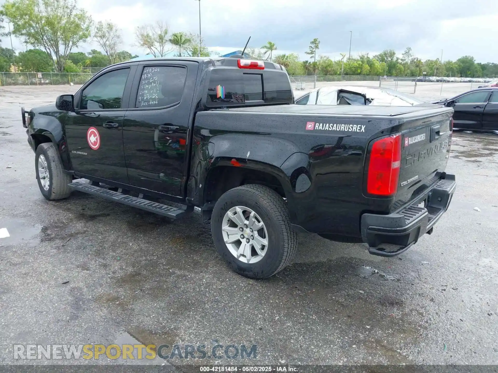 3 Photograph of a damaged car 1GCGSCEN1M1131727 CHEVROLET COLORADO 2021