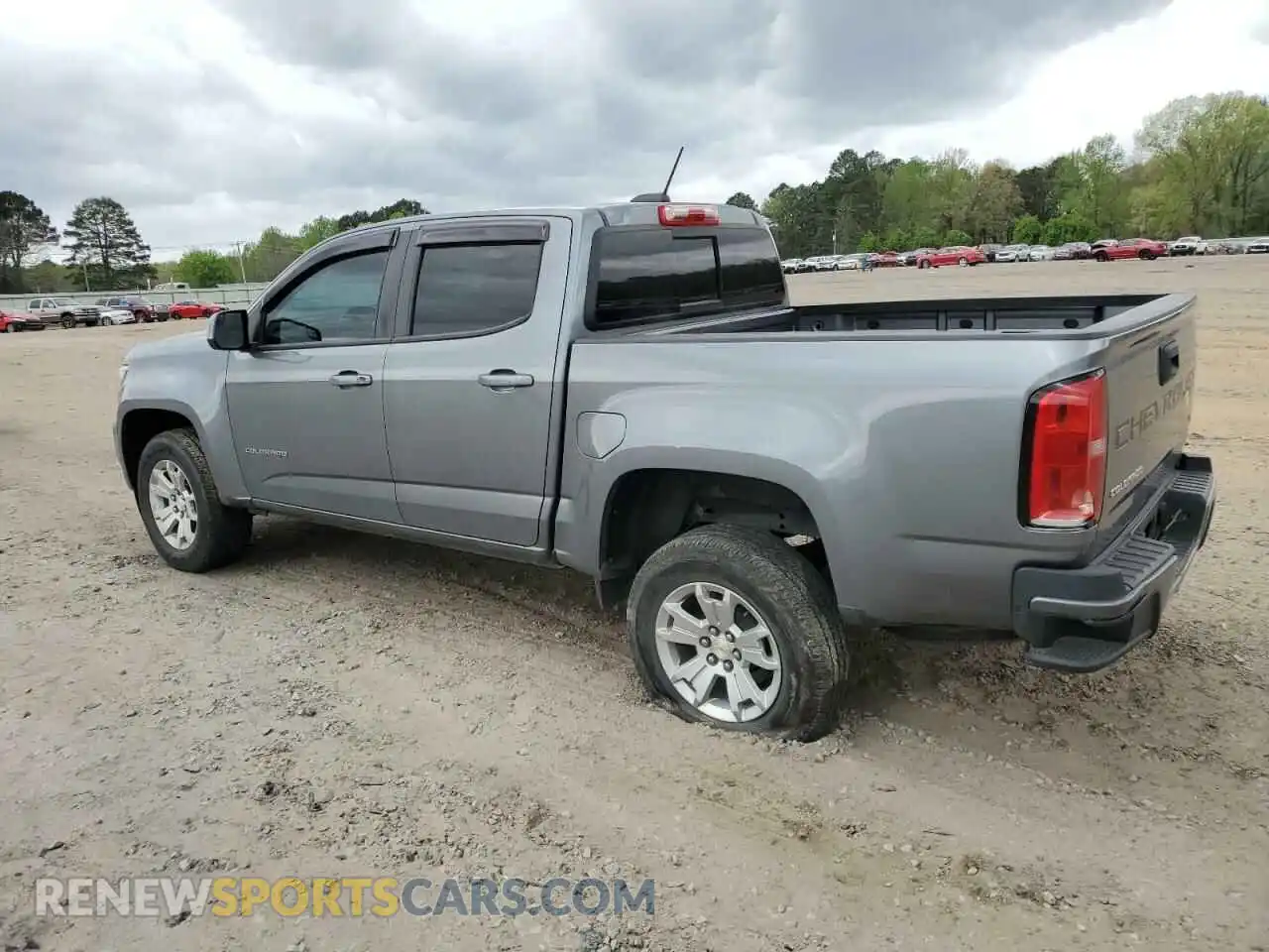 2 Photograph of a damaged car 1GCGSCEN1M1258929 CHEVROLET COLORADO 2021