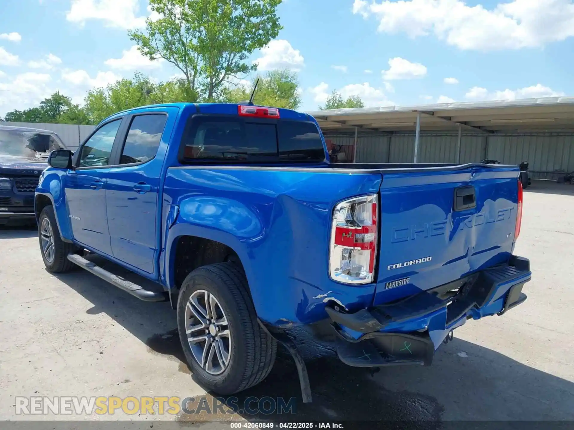 3 Photograph of a damaged car 1GCGSCEN2M1156832 CHEVROLET COLORADO 2021
