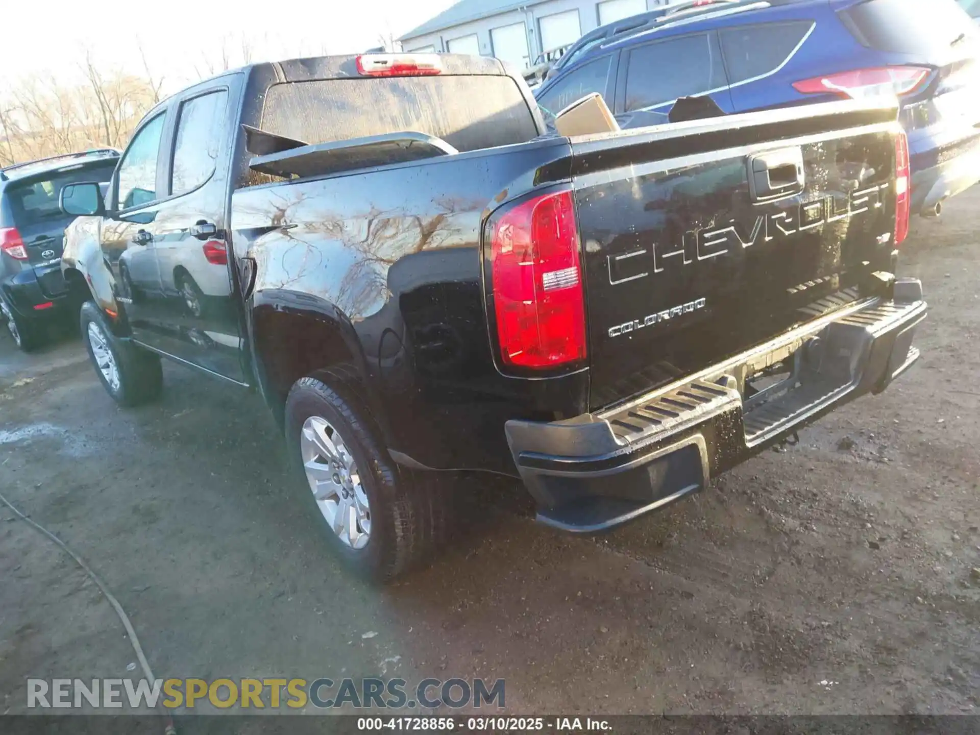 3 Photograph of a damaged car 1GCGSCEN3M1262934 CHEVROLET COLORADO 2021