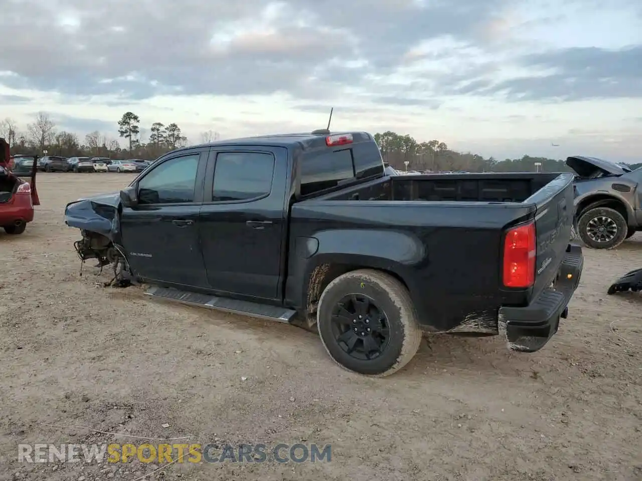 2 Photograph of a damaged car 1GCGSCEN5M1114333 CHEVROLET COLORADO 2021