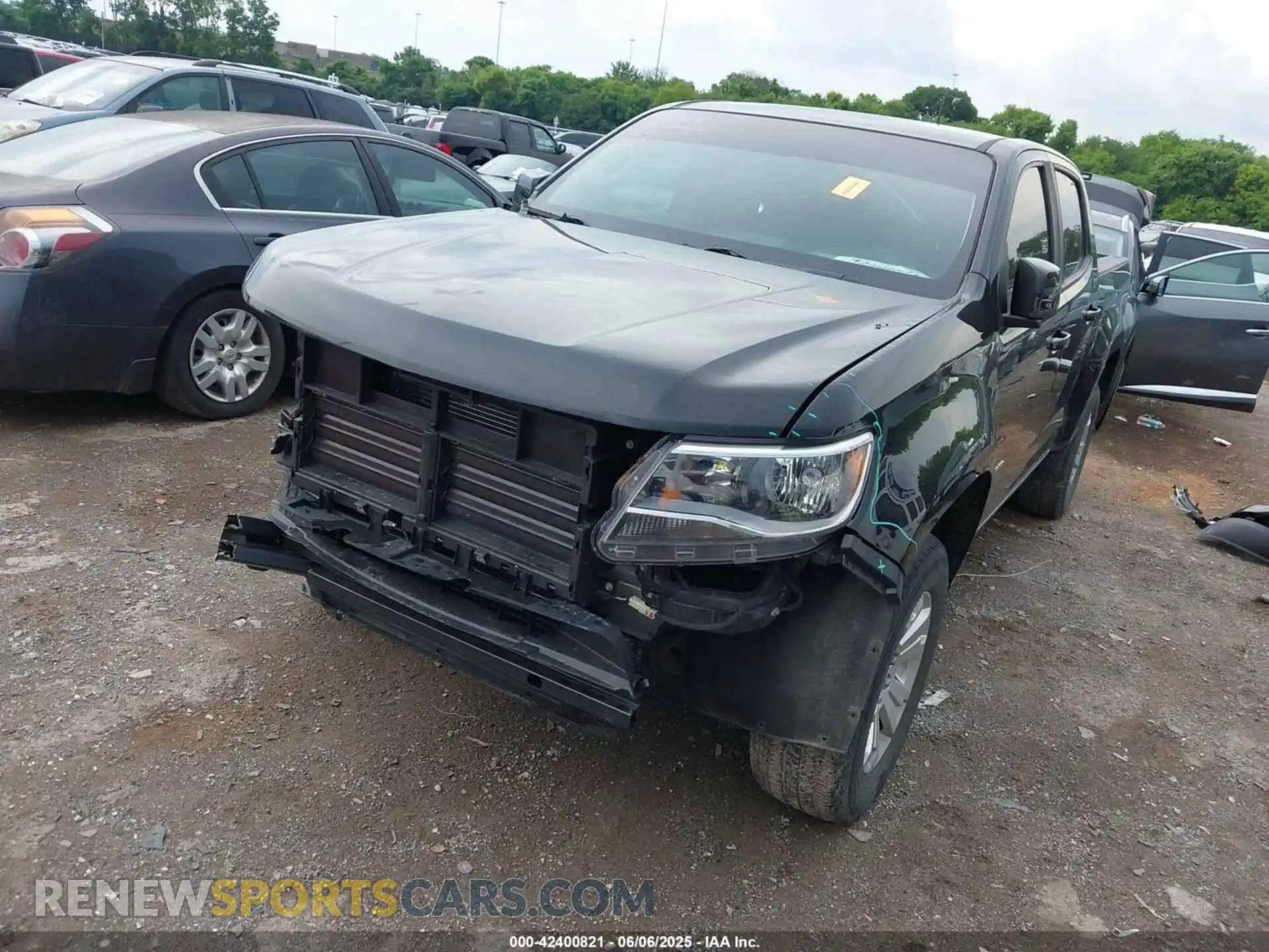 2 Photograph of a damaged car 1GCGSCEN6M1130749 CHEVROLET COLORADO 2021