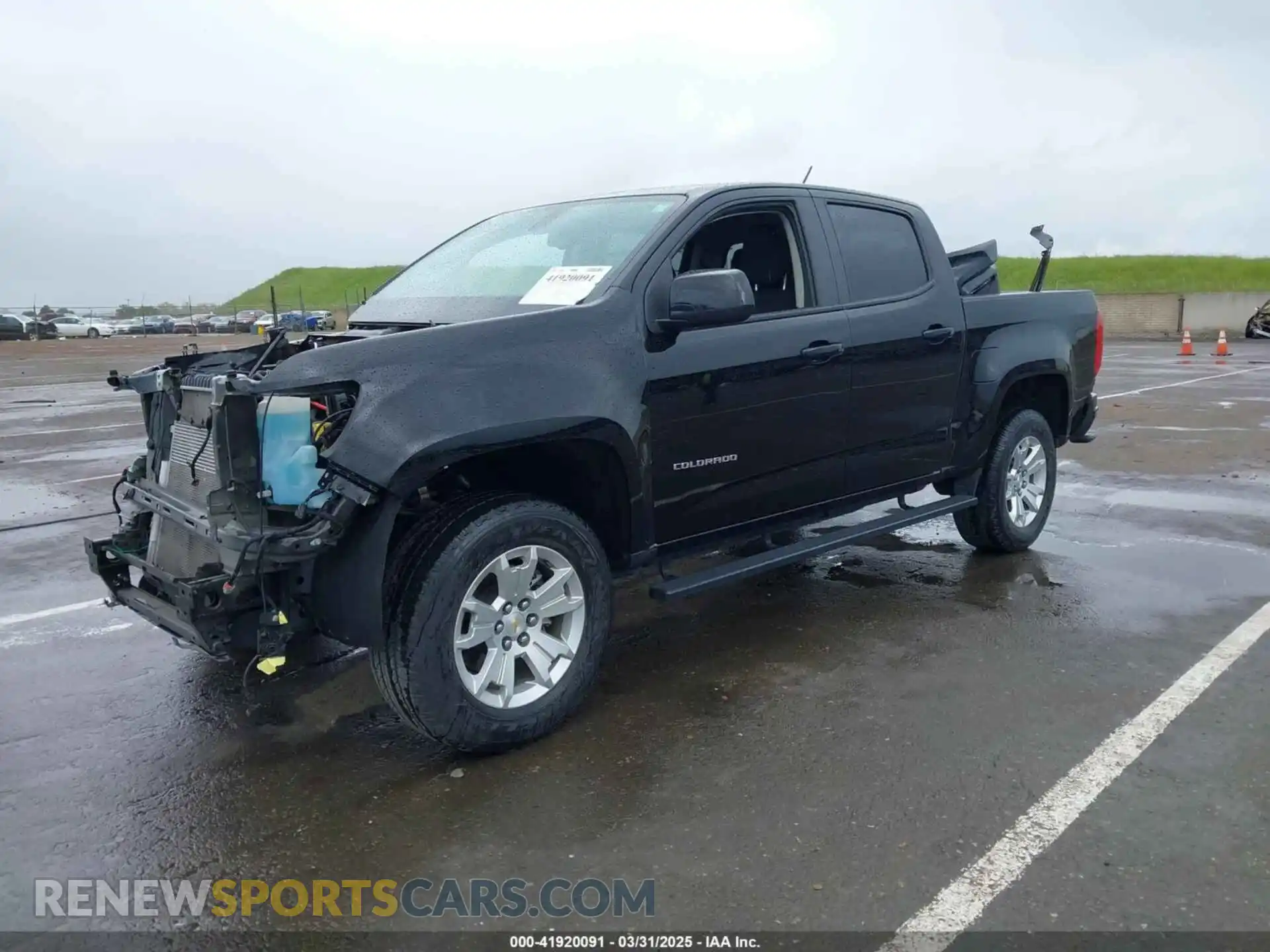 2 Photograph of a damaged car 1GCGSCEN7M1239057 CHEVROLET COLORADO 2021