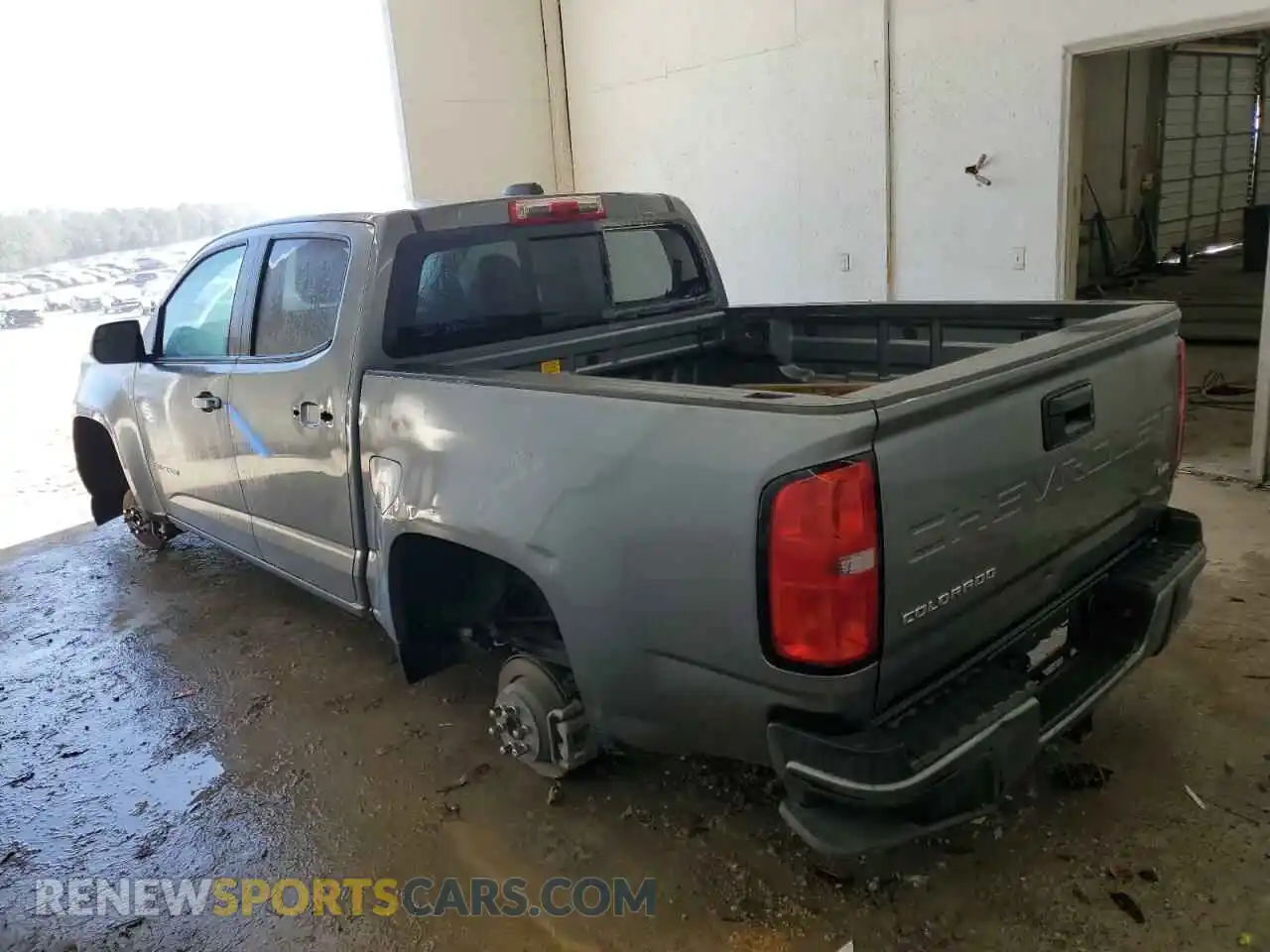 2 Photograph of a damaged car 1GCGSCEN8M1125729 CHEVROLET COLORADO 2021