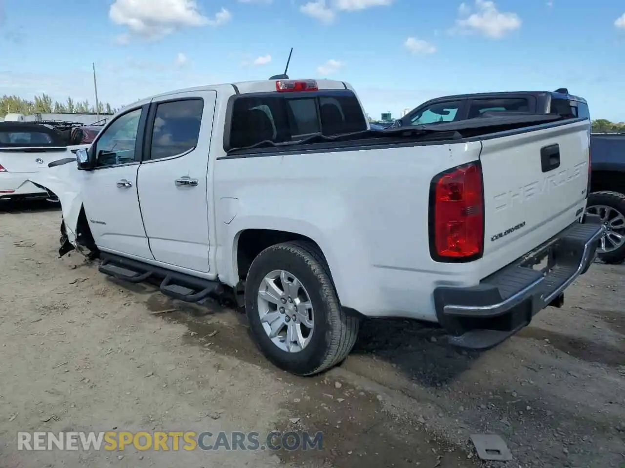 2 Photograph of a damaged car 1GCGSCEN8M1293970 CHEVROLET COLORADO 2021