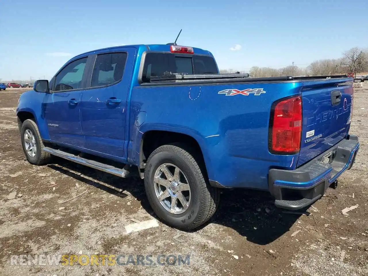 2 Photograph of a damaged car 1GCGTCEN2M1226861 CHEVROLET COLORADO 2021