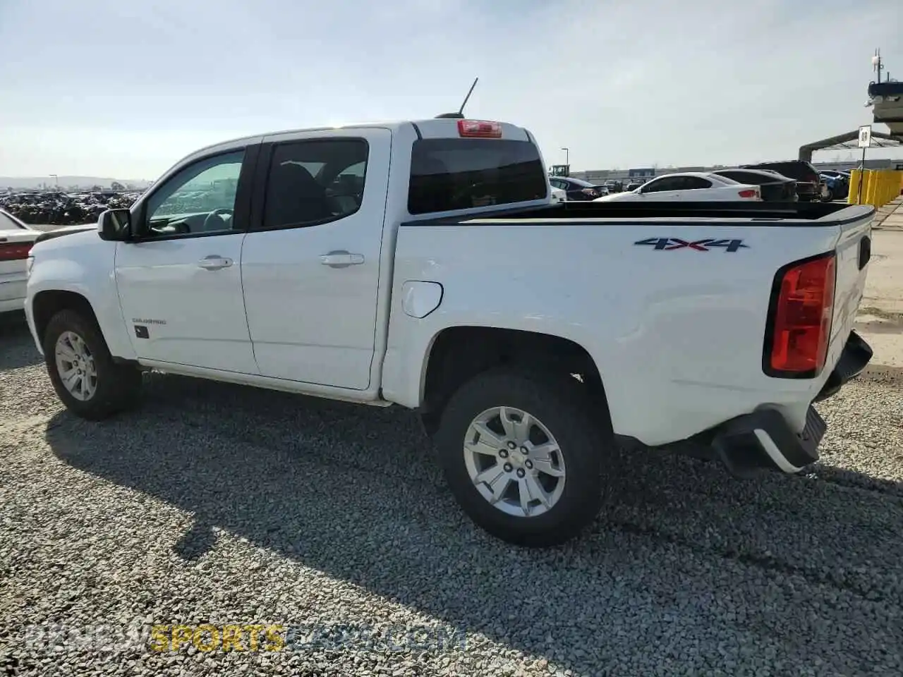 2 Photograph of a damaged car 1GCGTCEN5M1137236 CHEVROLET COLORADO 2021