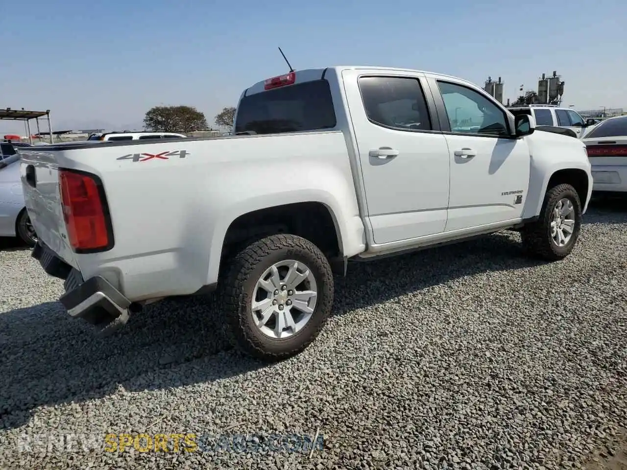 3 Photograph of a damaged car 1GCGTCEN5M1137236 CHEVROLET COLORADO 2021