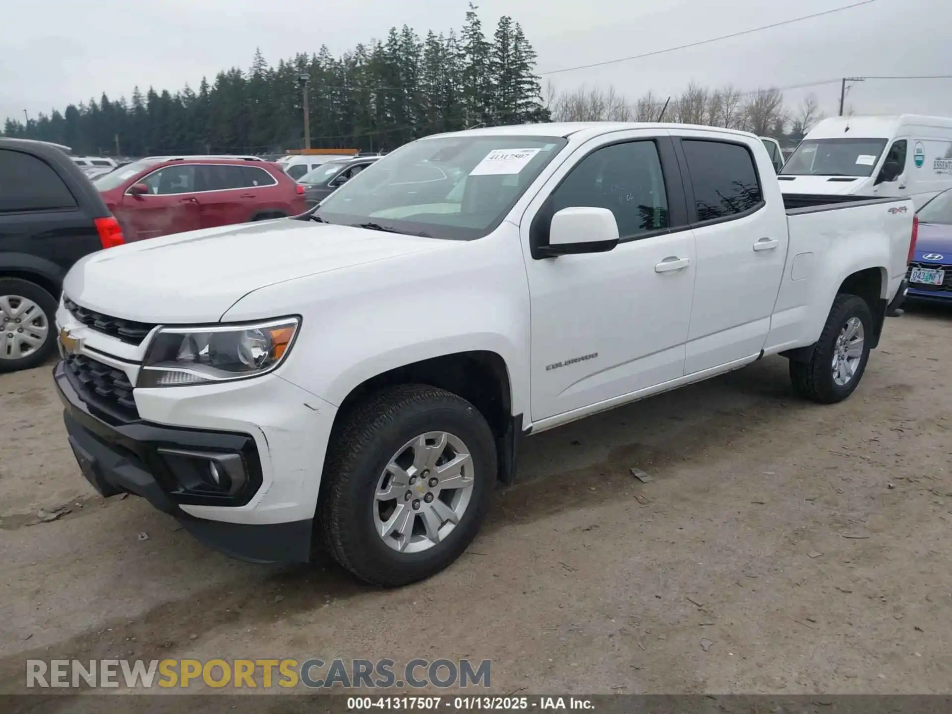 2 Photograph of a damaged car 1GCGTCEN5M1177381 CHEVROLET COLORADO 2021