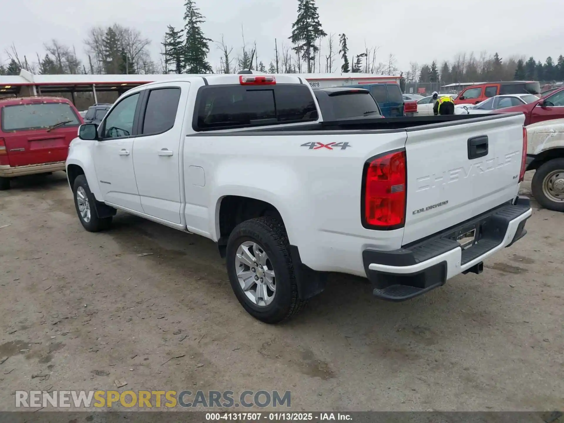 3 Photograph of a damaged car 1GCGTCEN5M1177381 CHEVROLET COLORADO 2021