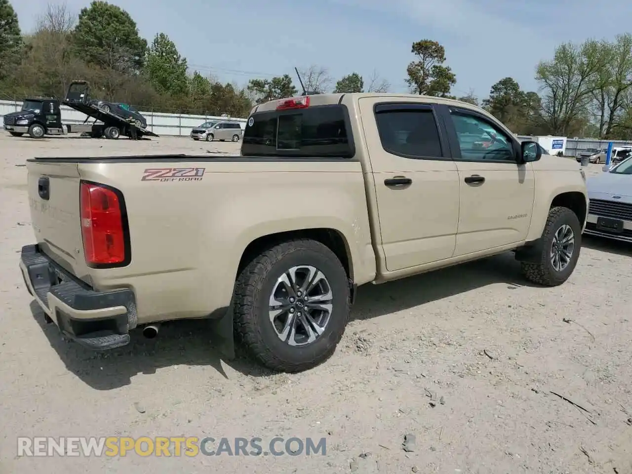 3 Photograph of a damaged car 1GCGTDEN1M1258691 CHEVROLET COLORADO 2021