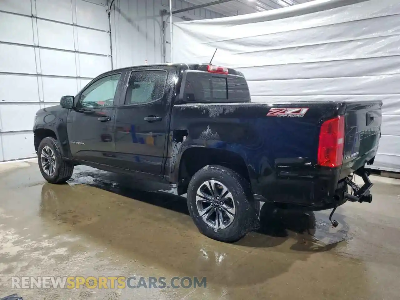2 Photograph of a damaged car 1GCGTDEN2M1112641 CHEVROLET COLORADO 2021