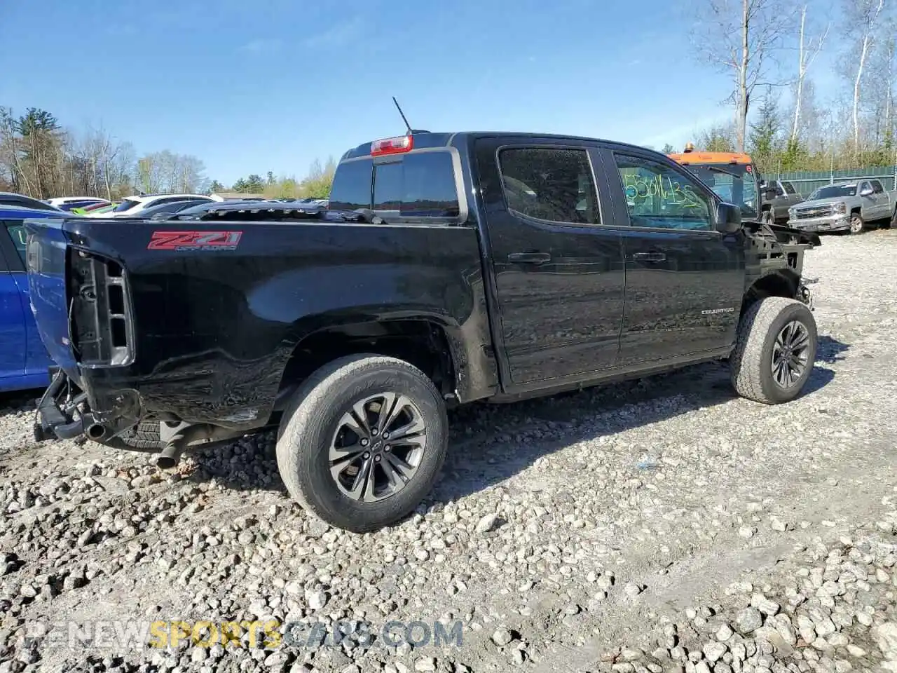 3 Photograph of a damaged car 1GCGTDEN2M1112641 CHEVROLET COLORADO 2021