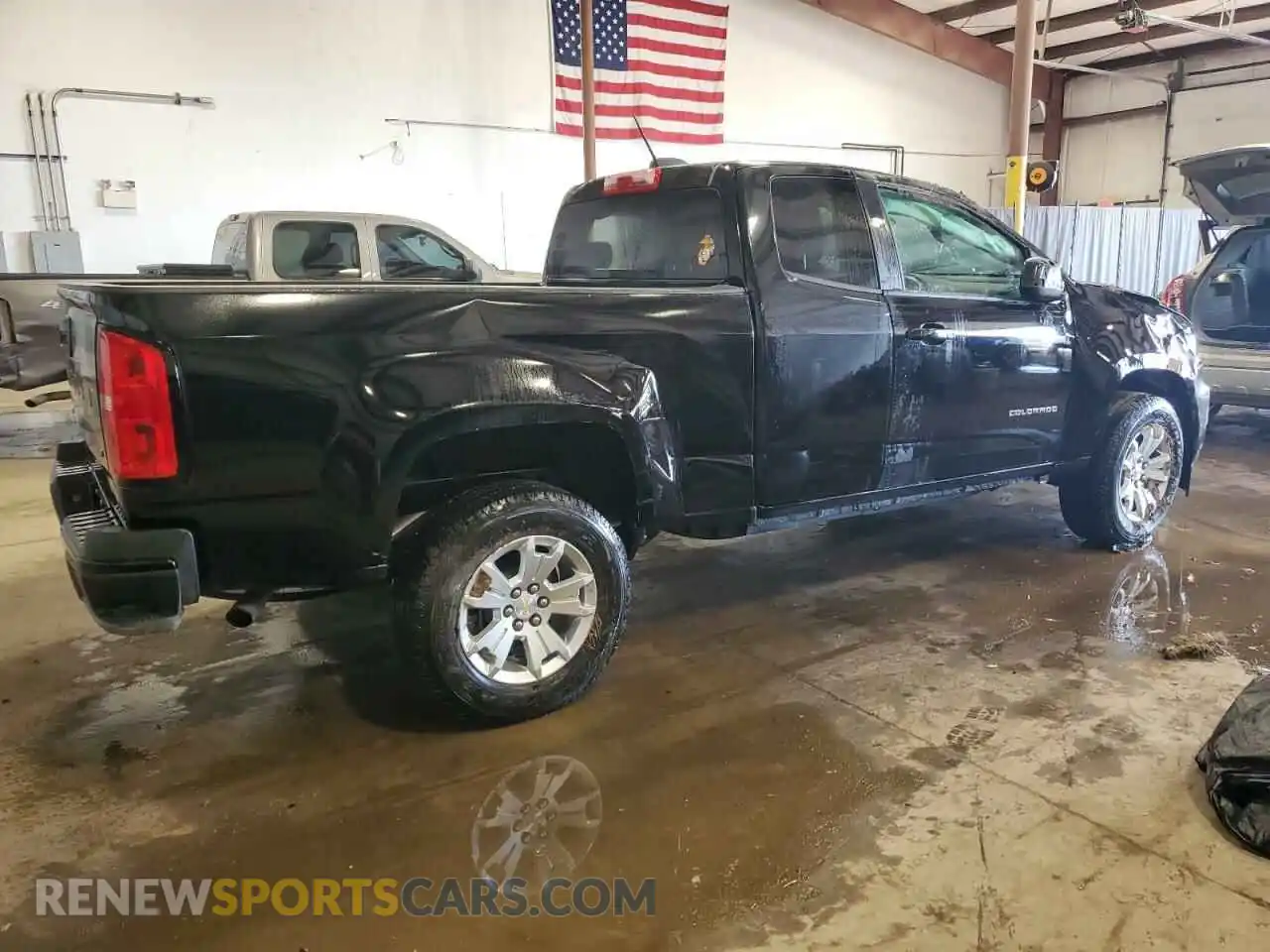 3 Photograph of a damaged car 1GCHSCEN2M1294794 CHEVROLET COLORADO 2021