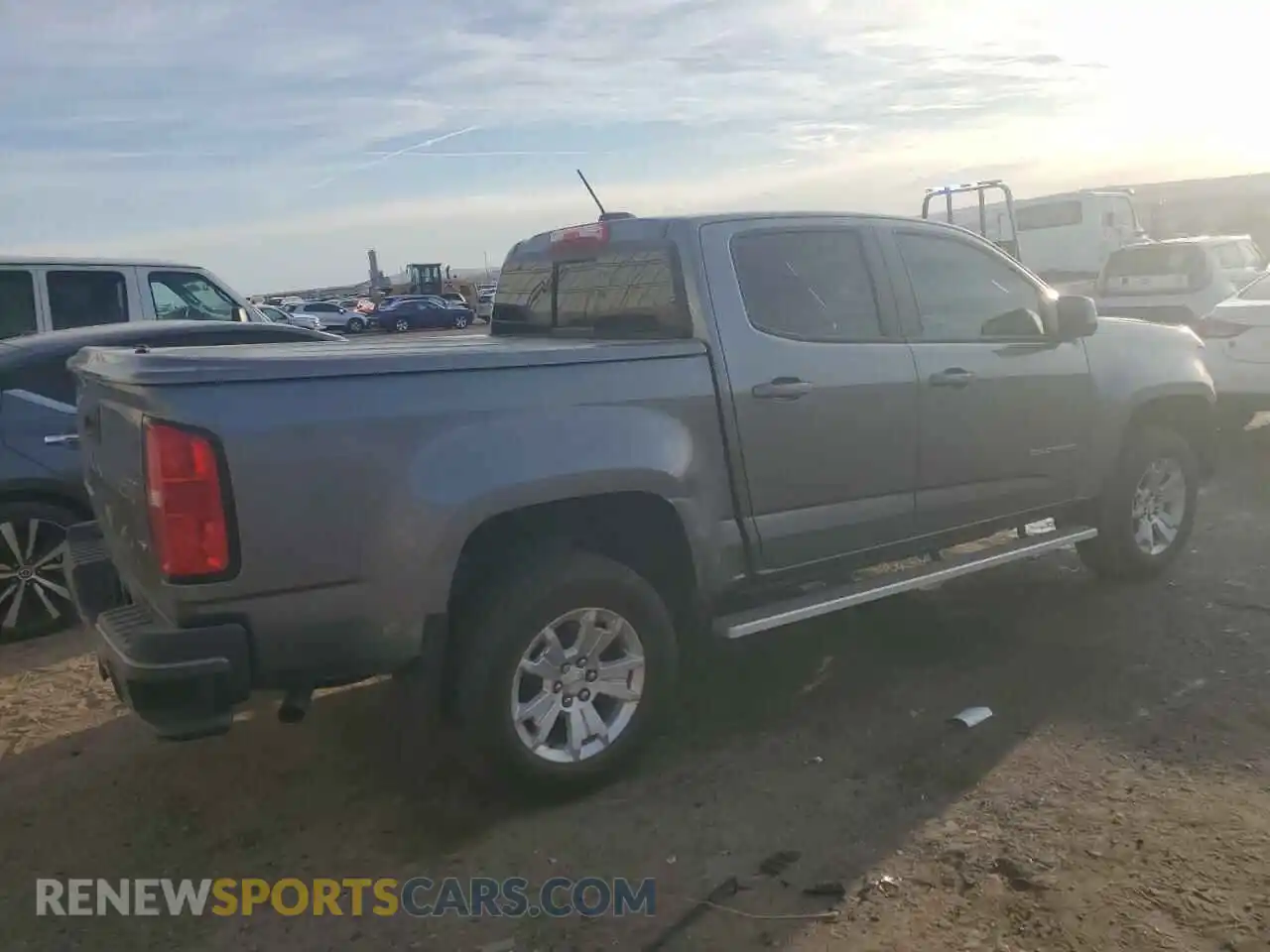 3 Photograph of a damaged car 1GCGSCENXN1106357 CHEVROLET COLORADO 2022