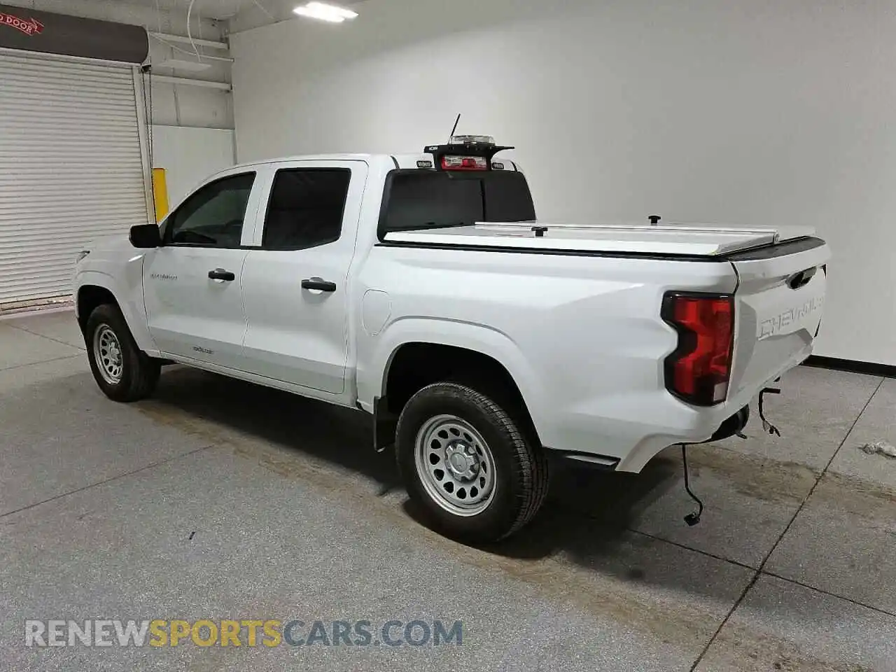 2 Photograph of a damaged car 1GCGSBEC4P1153833 CHEVROLET COLORADO 2023