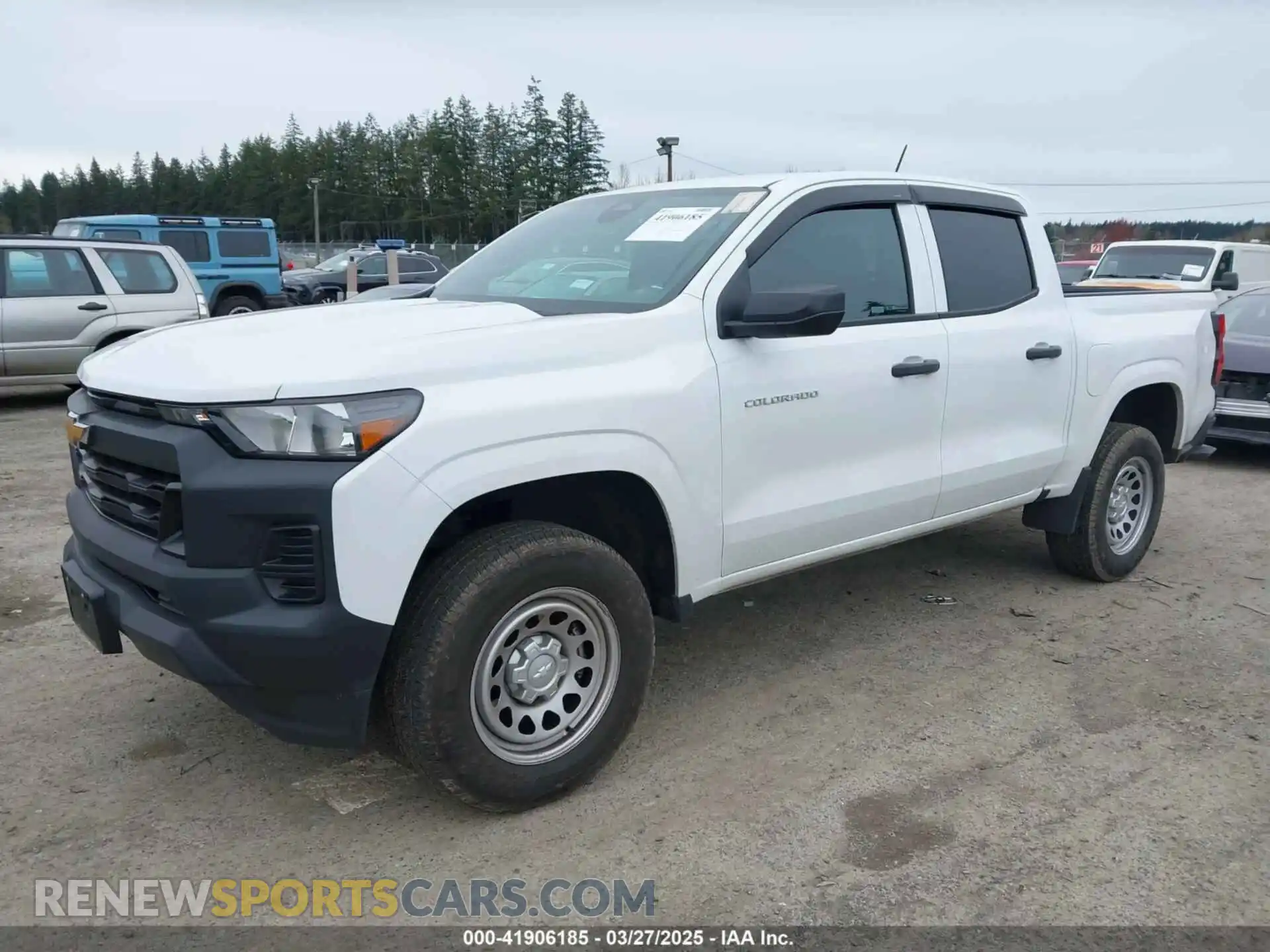 2 Photograph of a damaged car 1GCGSBECXP1210035 CHEVROLET COLORADO 2023