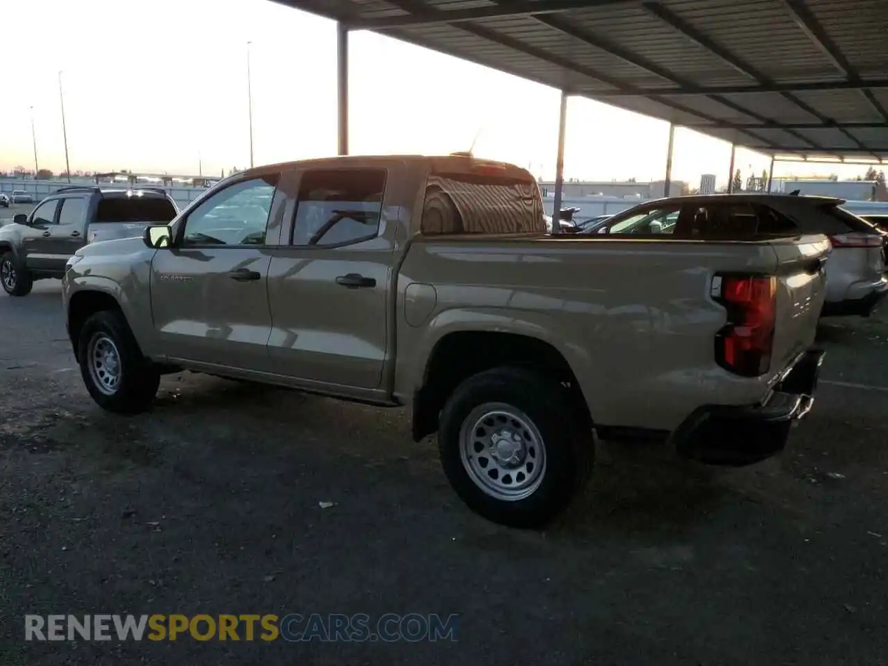 2 fotografías del automóvil dañado 1GCGSBEC7R1199319 CHEVROLET COLORADO 2024