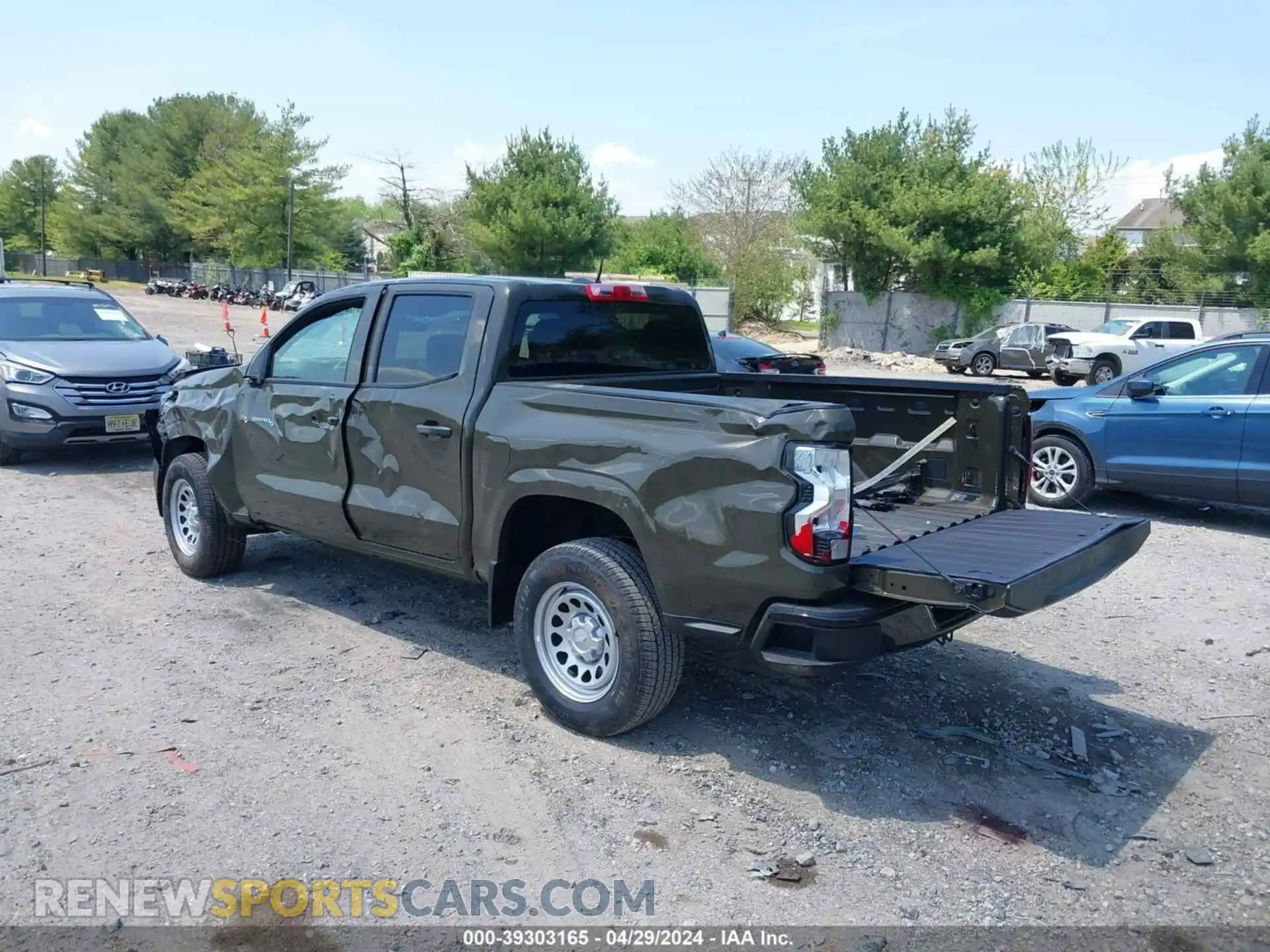 3 fotografías del automóvil dañado 1GCGSBEC8R1134107 CHEVROLET COLORADO 2024