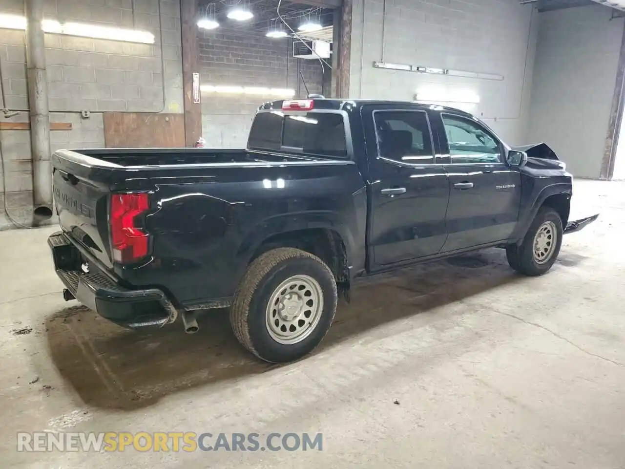 3 fotografías del automóvil dañado 1GCPSBEK1R1117348 CHEVROLET COLORADO 2024