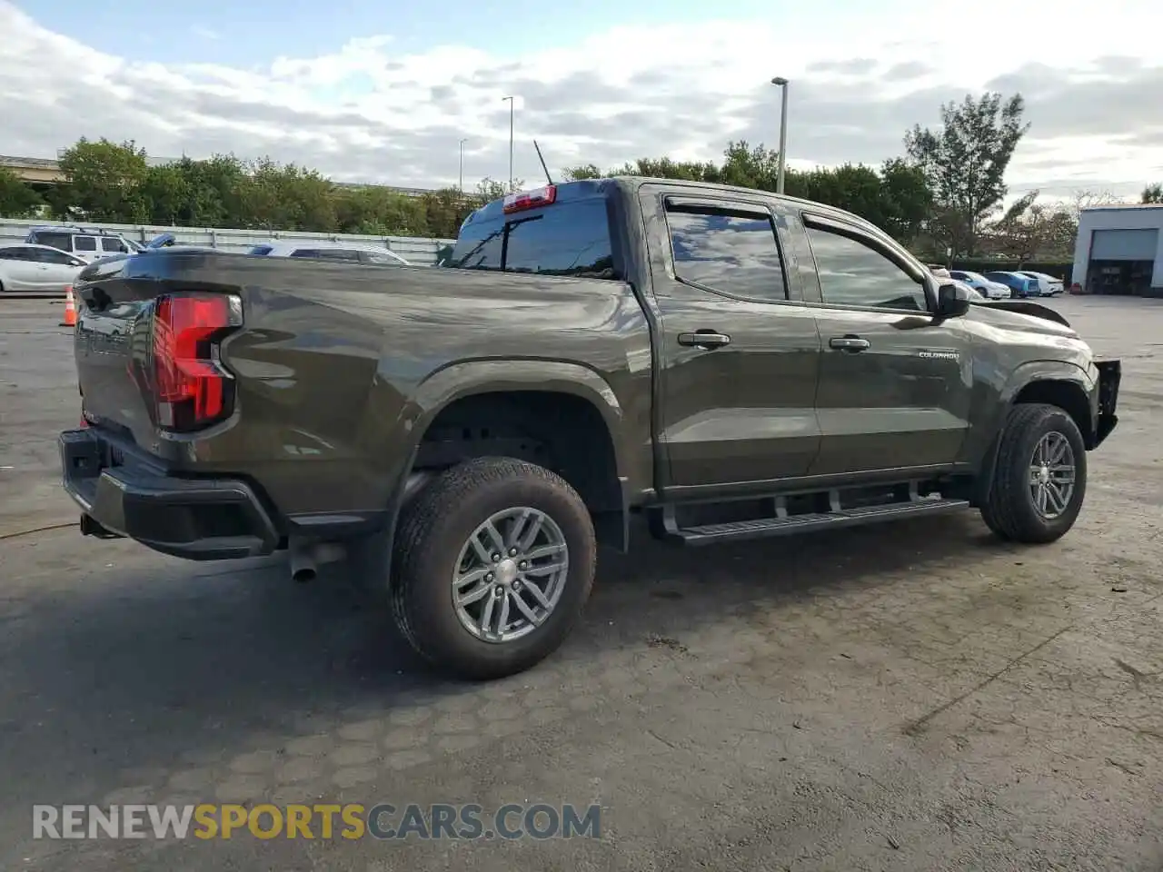 3 fotografías del automóvil dañado 1GCPSCEK1R1177247 CHEVROLET COLORADO 2024