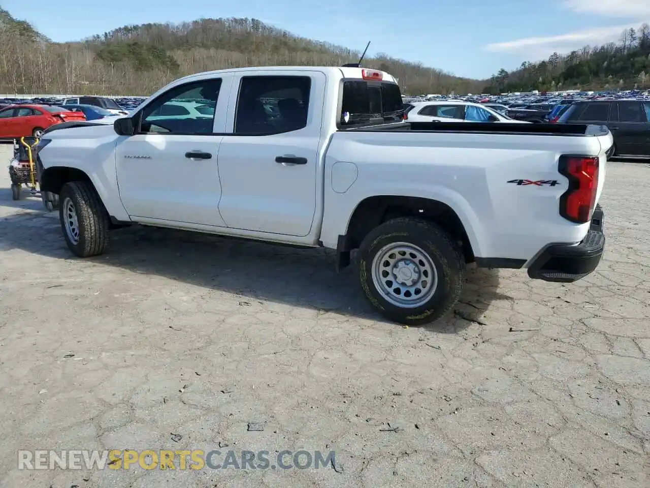 2 Фотография поврежденного автомобиля 1GCPTBEK2R1274089 CHEVROLET COLORADO 2024
