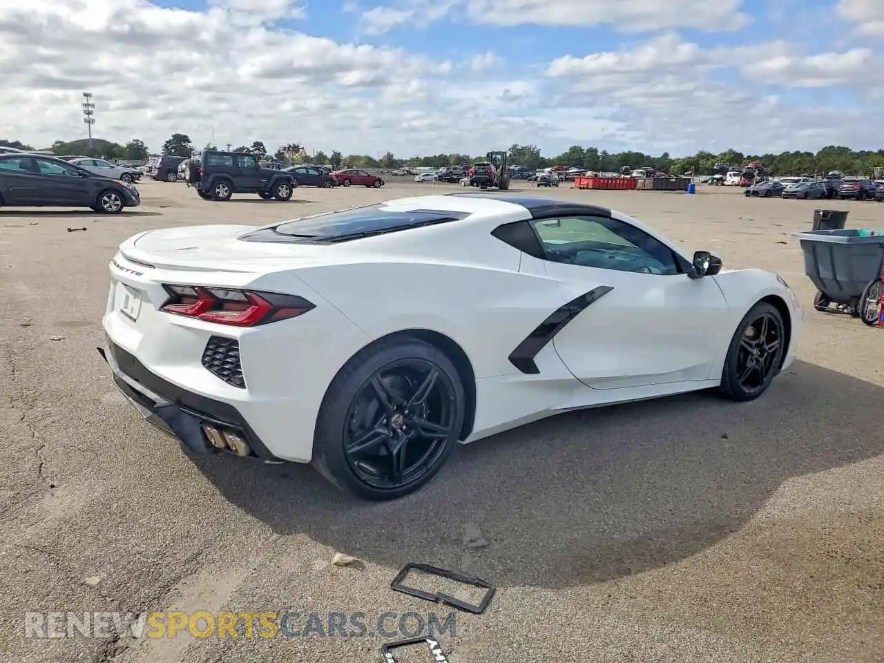 3 fotografías del automóvil dañado 1G1YA2D46M5123005 CHEVROLET CORVETTE 2021
