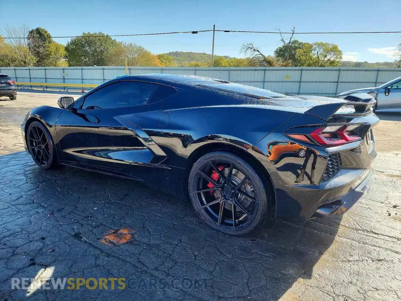 2 fotografías del automóvil dañado 1G1YB2D48M5104789 CHEVROLET CORVETTE 2021