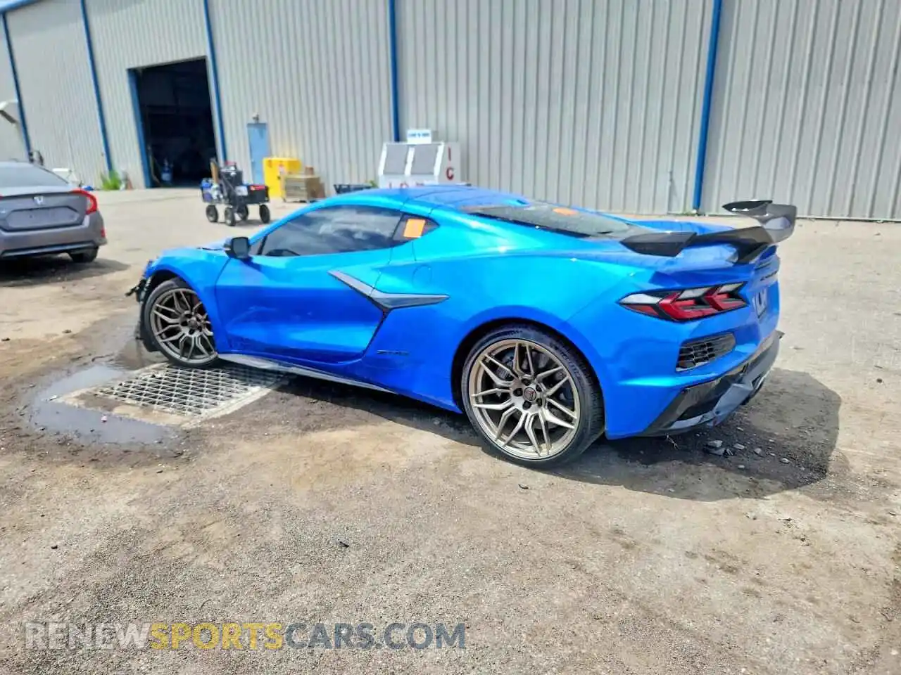 2 Photograph of a damaged car 1G1YF2D35R5609014 CHEVROLET CORVETTE 2024