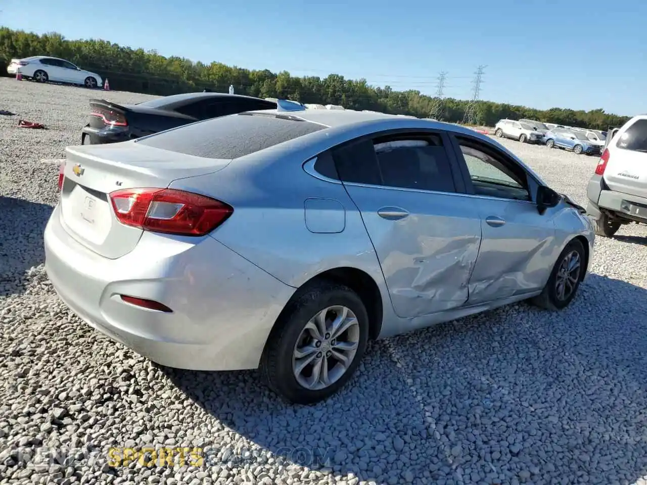 3 fotografías del automóvil dañado 1G1BE5SMXK7117532 CHEVROLET CRUZE 2019