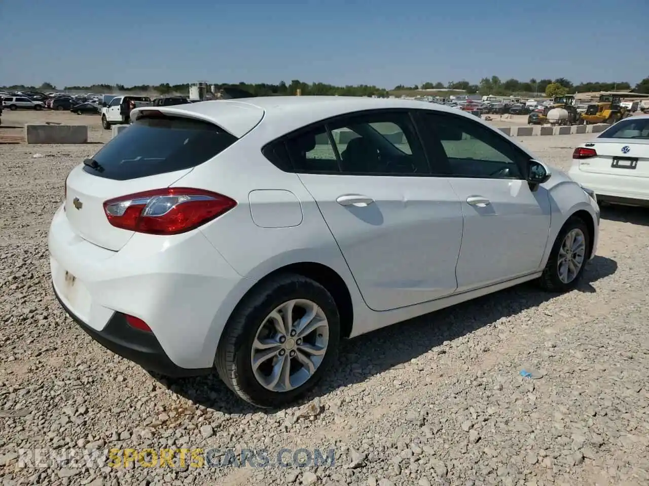 3 Фотография поврежденного автомобиля 3G1BC6SM7KS583089 CHEVROLET CRUZE 2019