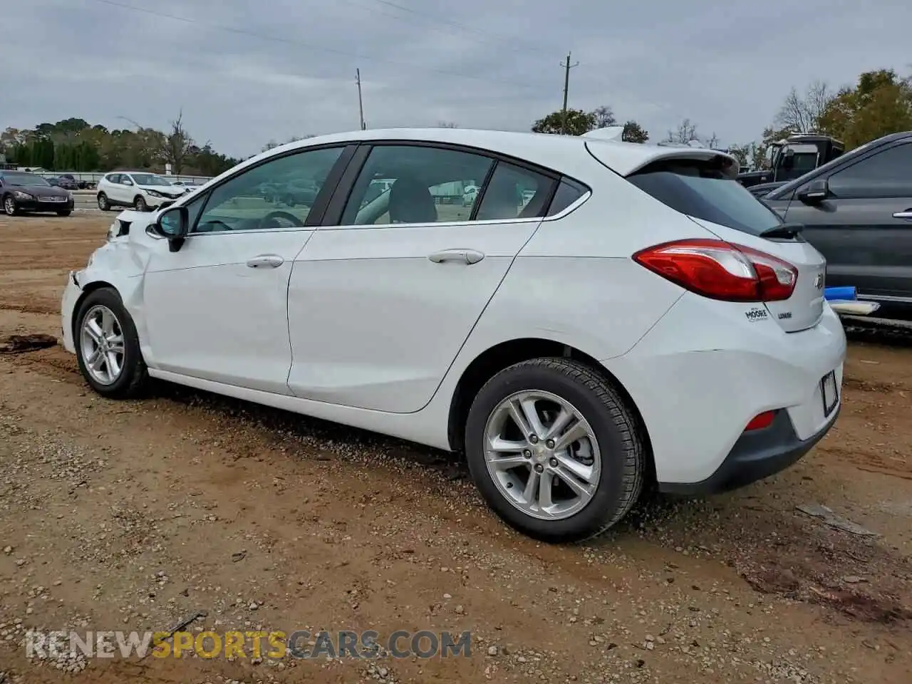 2 Photograph of a damaged car 3G1BE6SM6HS597018 CHEVROLET CRUZE 2022