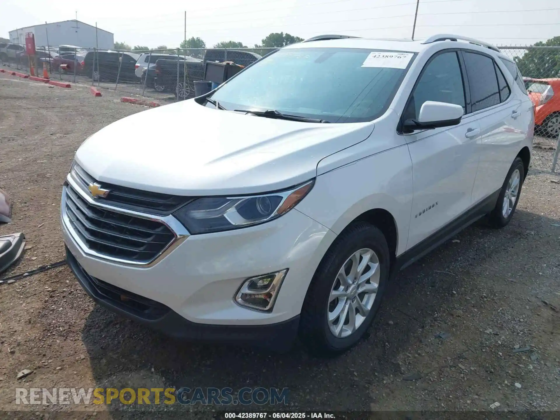 2 Photograph of a damaged car 2GNAXKEV9K6171105 CHEVROLET EQUINOX 2019