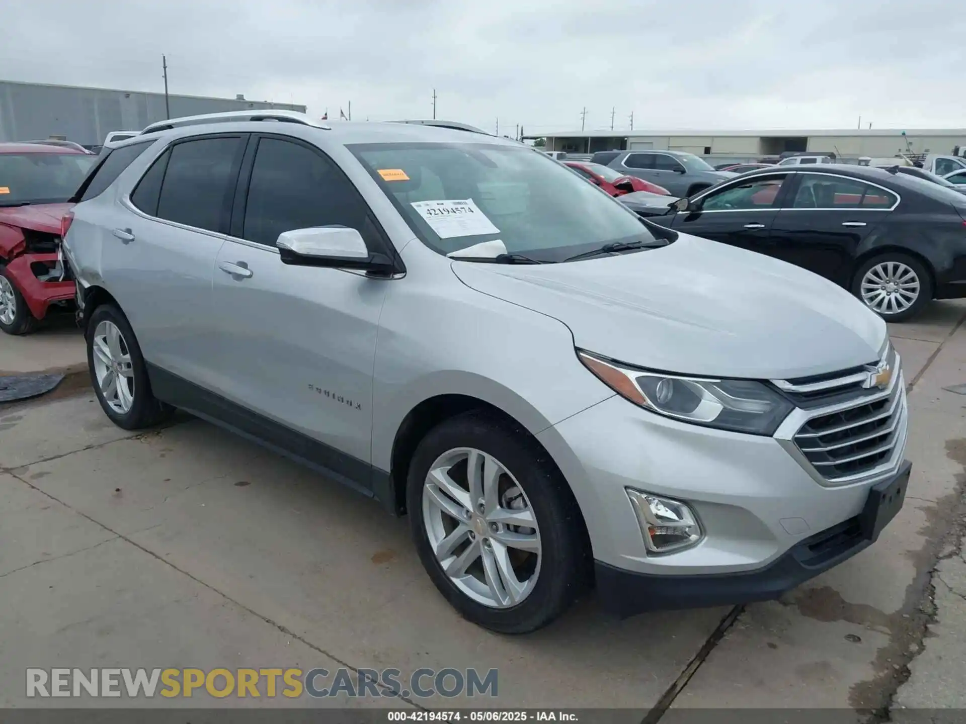 1 Photograph of a damaged car 2GNAXPEX4K6252513 CHEVROLET EQUINOX 2019