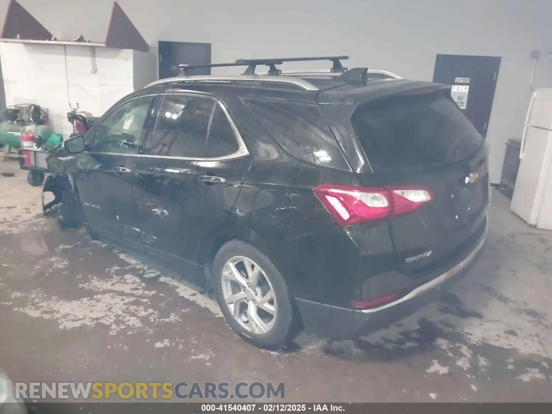 3 Photograph of a damaged car 2GNAXXEV1K6231746 CHEVROLET EQUINOX 2019
