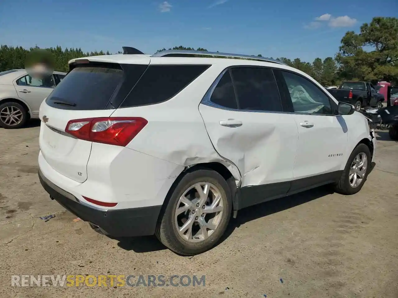 3 Photograph of a damaged car 3GNAXLEX3LS733221 CHEVROLET EQUINOX 2020