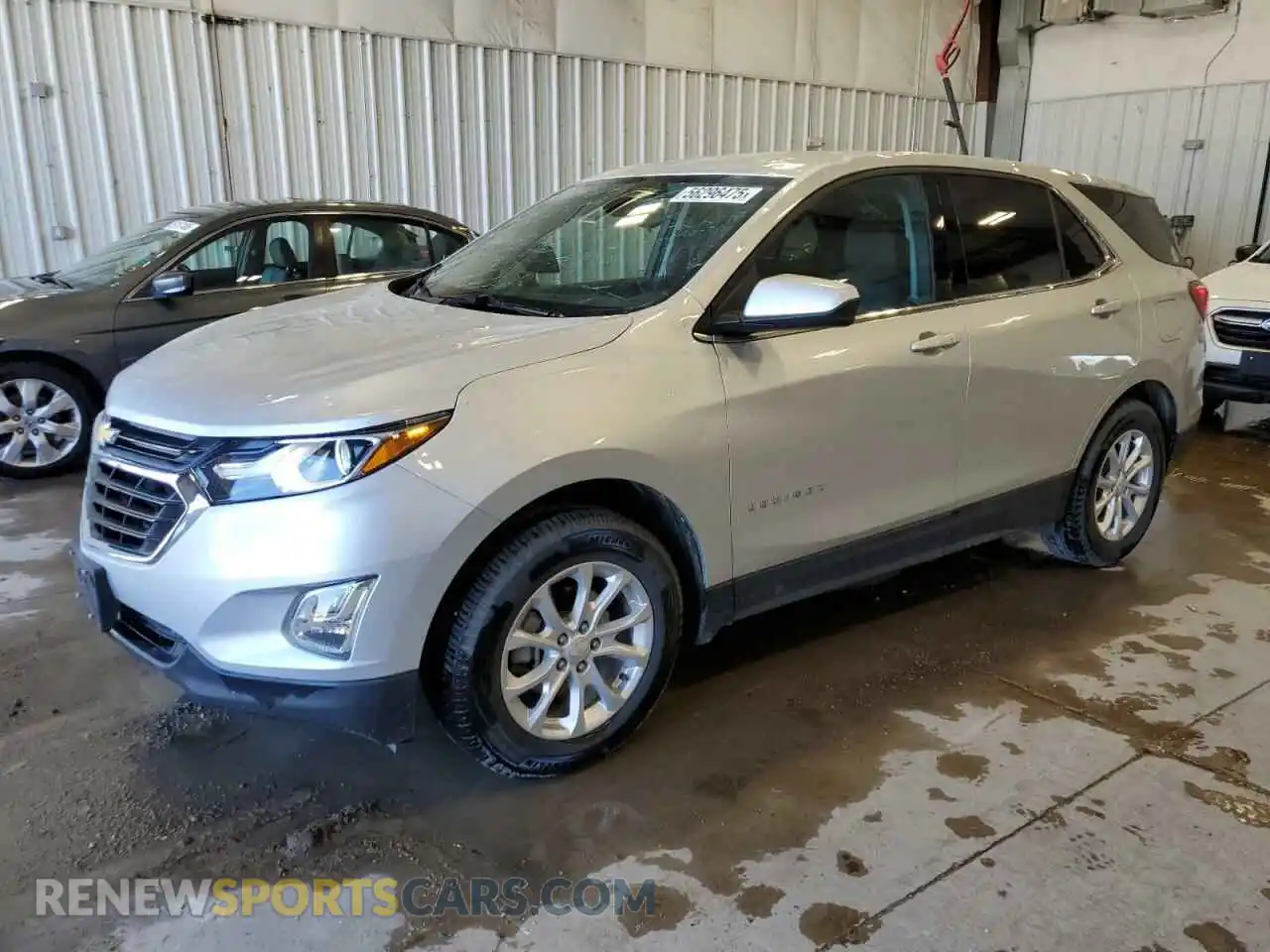 1 Photograph of a damaged car 3GNAXUEVXLS657372 CHEVROLET EQUINOX 2020