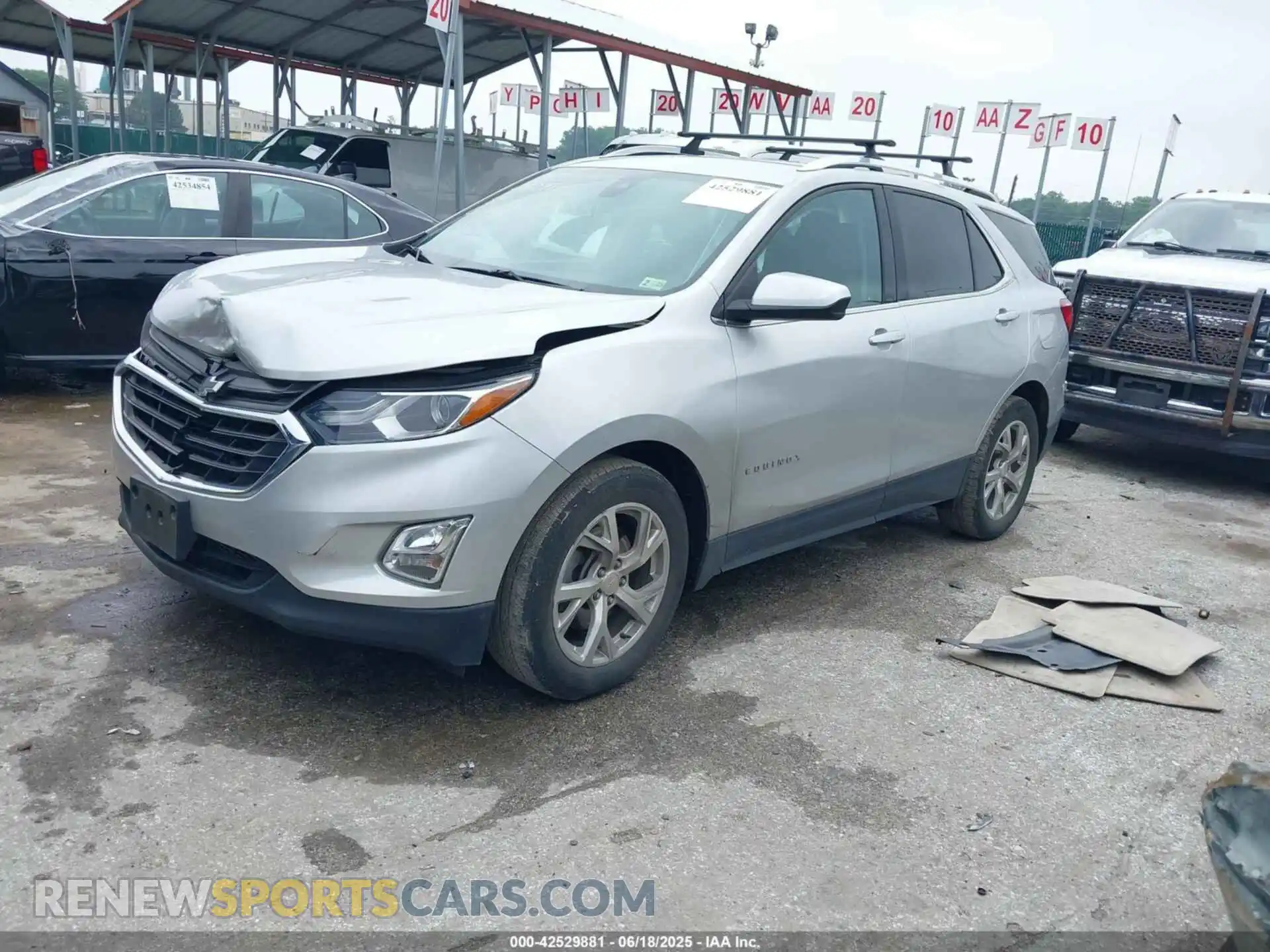 2 Photograph of a damaged car 3GNAXVEX3LS733926 CHEVROLET EQUINOX 2020