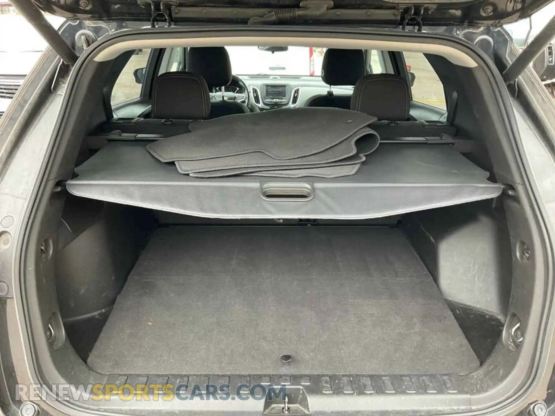 2 Photograph of a damaged car 2GNAXJEVXM6106194 CHEVROLET EQUINOX 2021