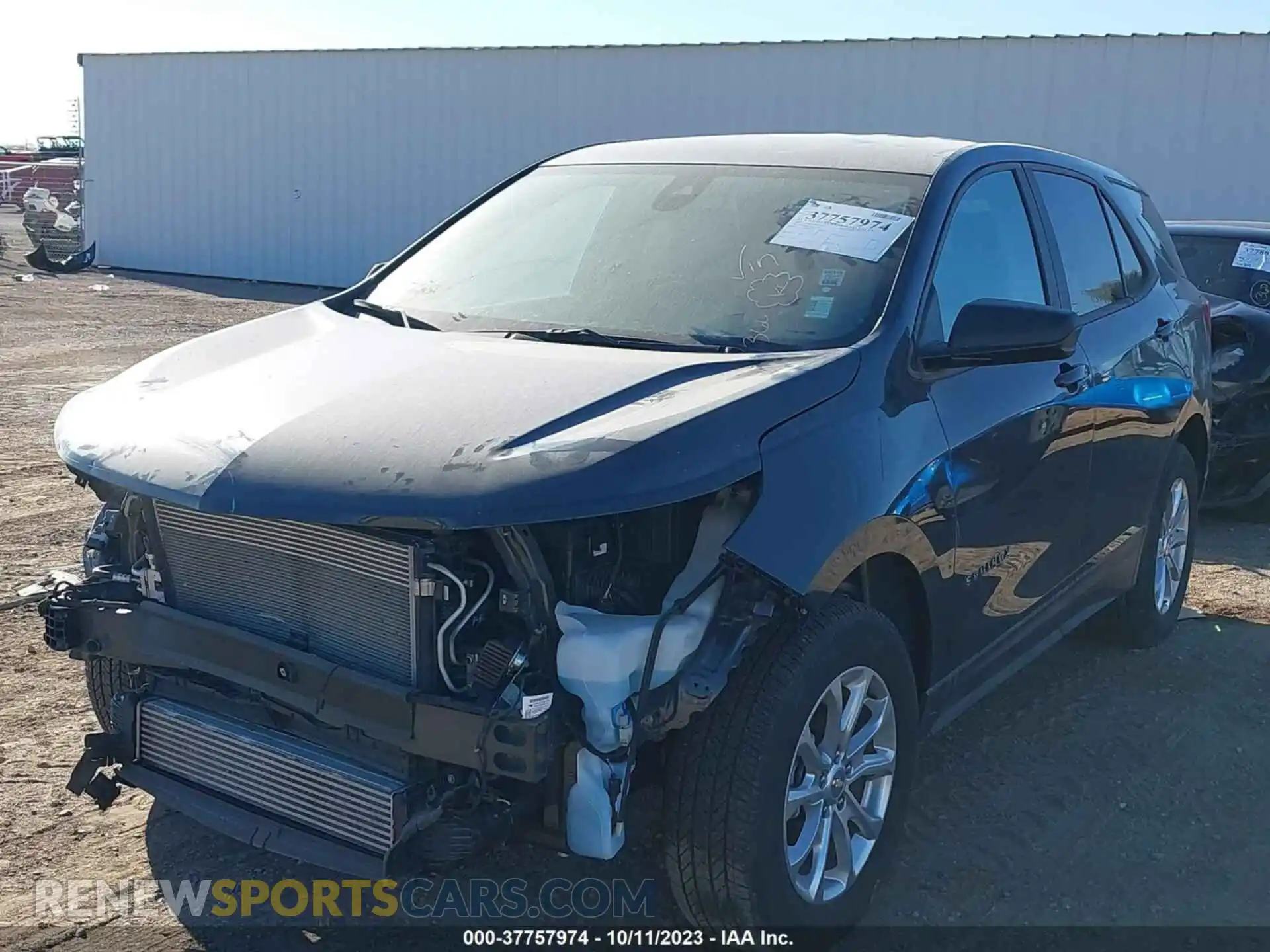2 Photograph of a damaged car 2GNAXSEV7M6131883 CHEVROLET EQUINOX 2021