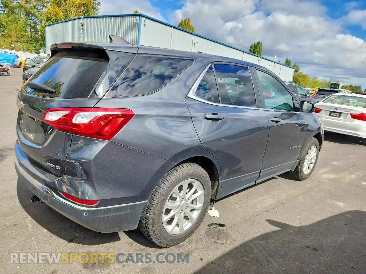 3 Photograph of a damaged car 2GNAXTEVXM6140695 CHEVROLET EQUINOX 2021