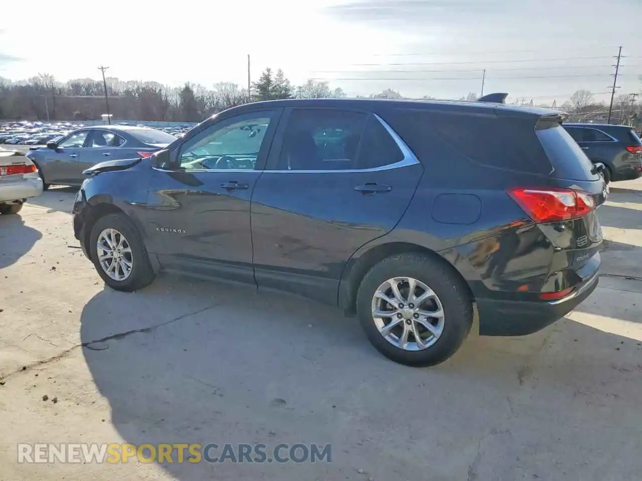 2 Photograph of a damaged car 2GNAXUEV2M6103016 CHEVROLET EQUINOX 2021