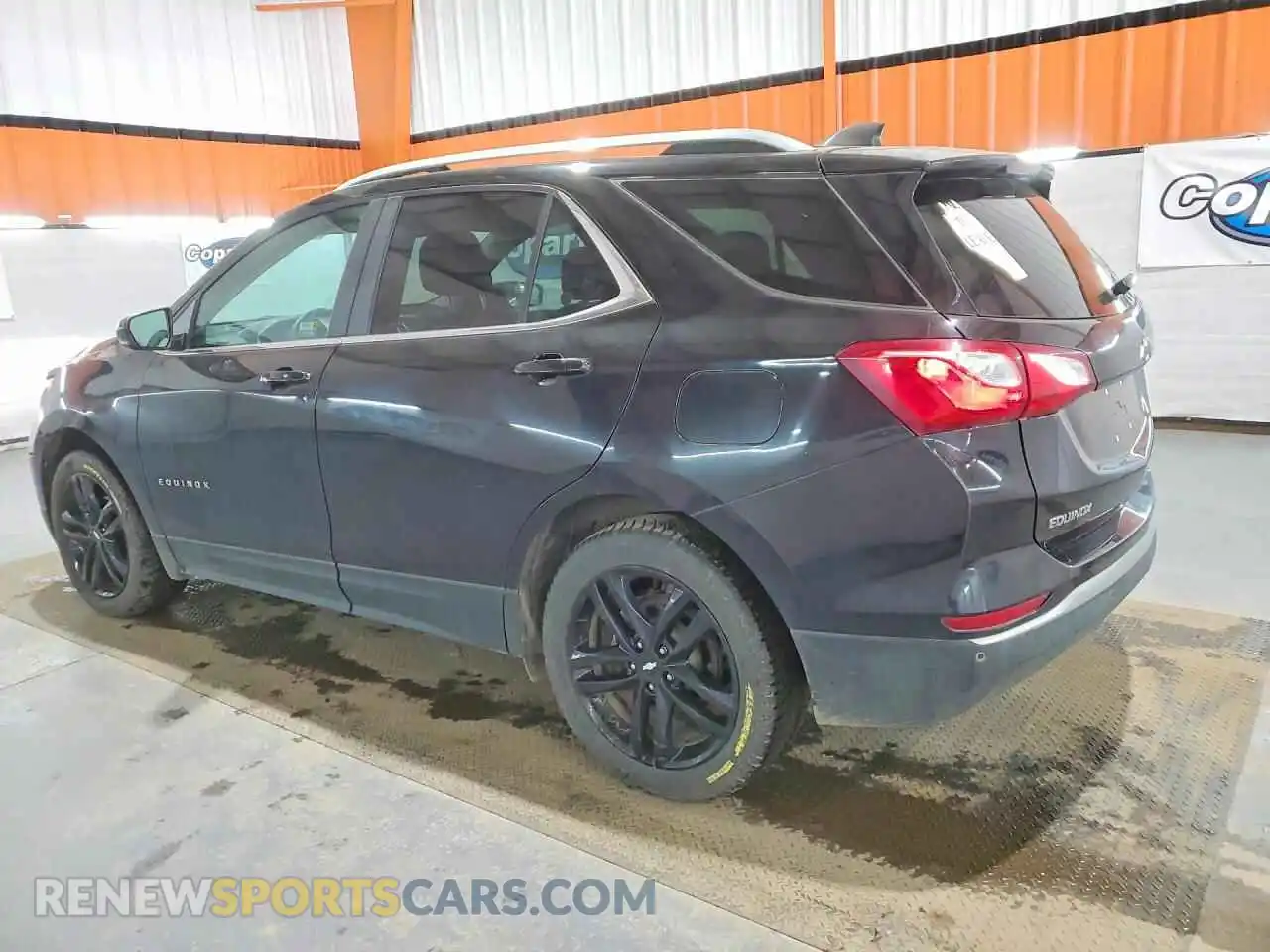 2 Photograph of a damaged car 2GNAXUEV2M6165094 CHEVROLET EQUINOX 2021