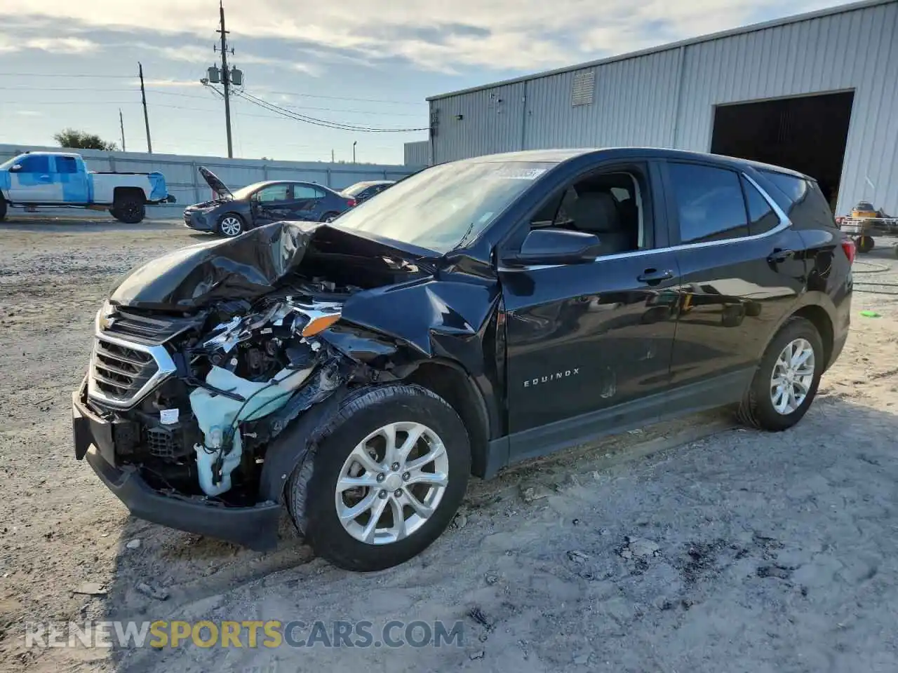 1 Photograph of a damaged car 2GNAXUEVXM6137429 CHEVROLET EQUINOX 2021