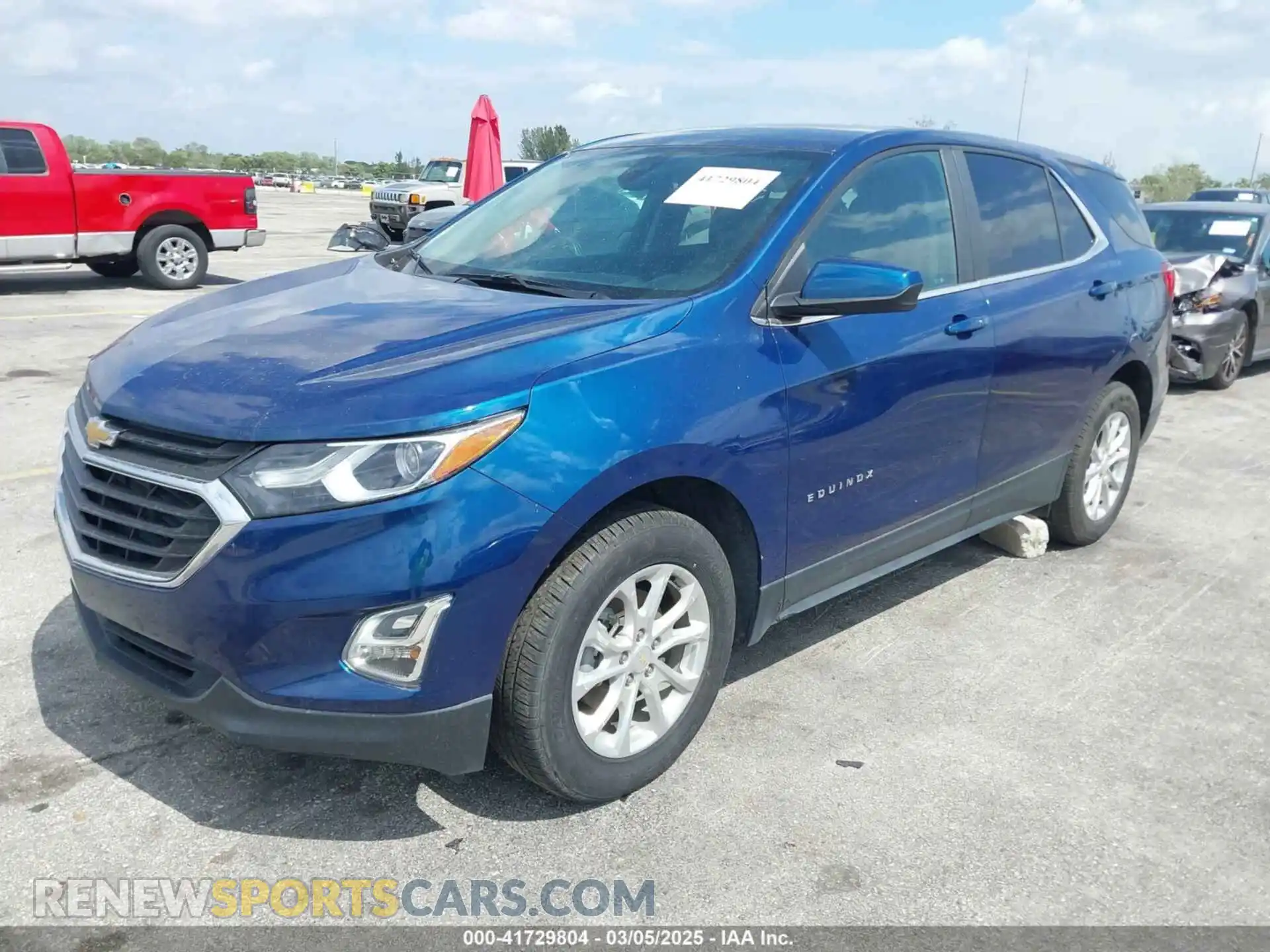 2 Photograph of a damaged car 2GNAXUEVXM6139844 CHEVROLET EQUINOX 2021
