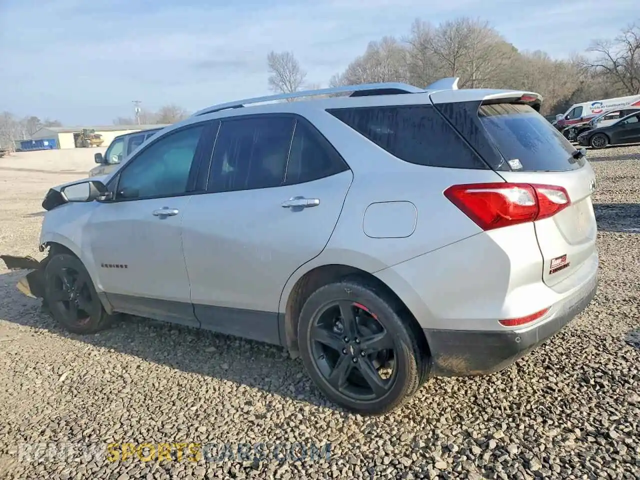 2 Photograph of a damaged car 2GNAXXEV0M6150269 CHEVROLET EQUINOX 2021