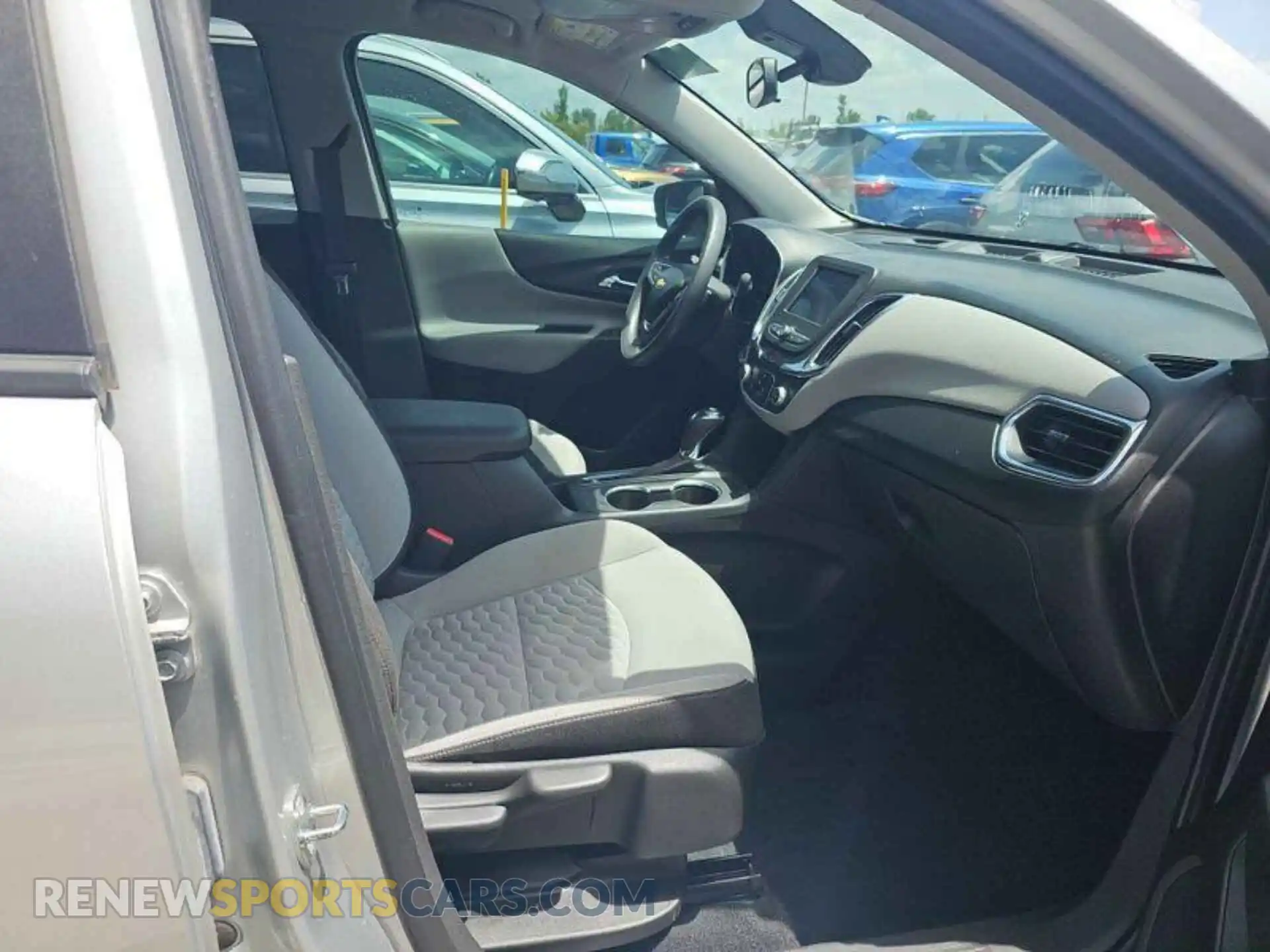 2 Photograph of a damaged car 3GNAXFEV2MS173502 CHEVROLET EQUINOX 2021