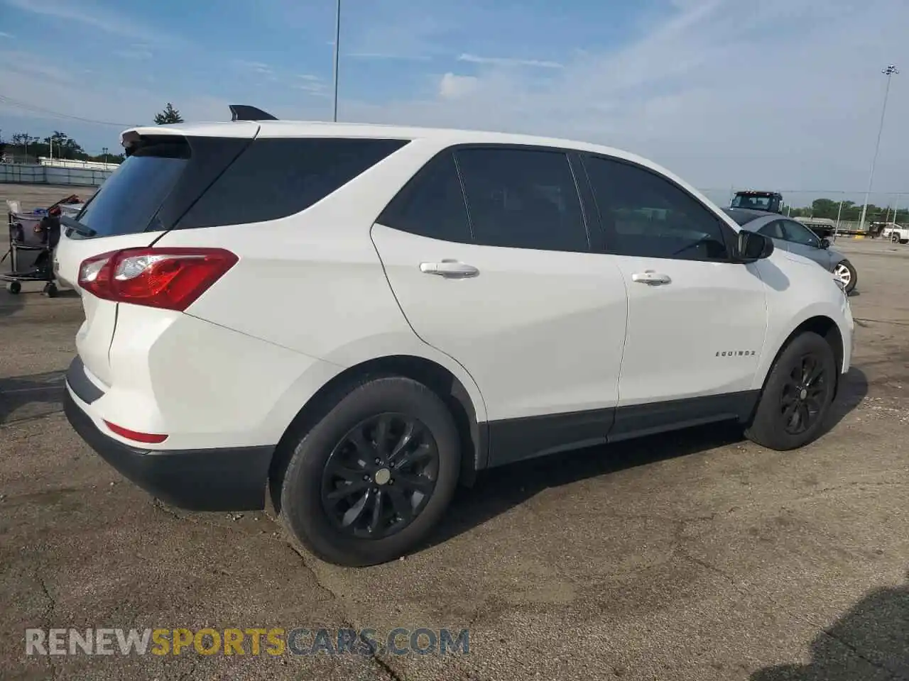 3 Photograph of a damaged car 3GNAXHEV6MS154236 CHEVROLET EQUINOX 2021