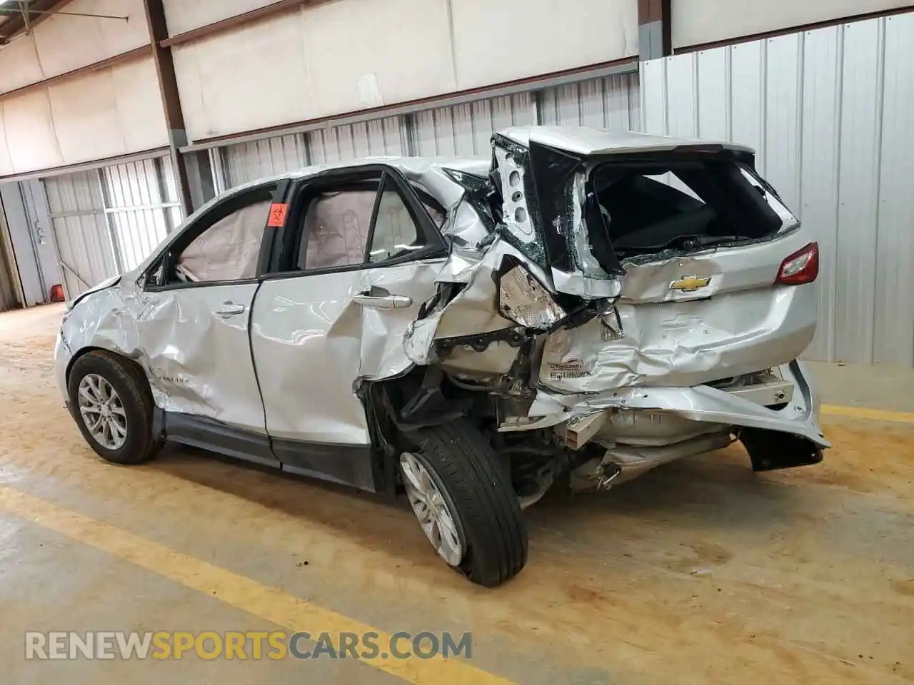 2 Photograph of a damaged car 3GNAXHEV9MS138662 CHEVROLET EQUINOX 2021